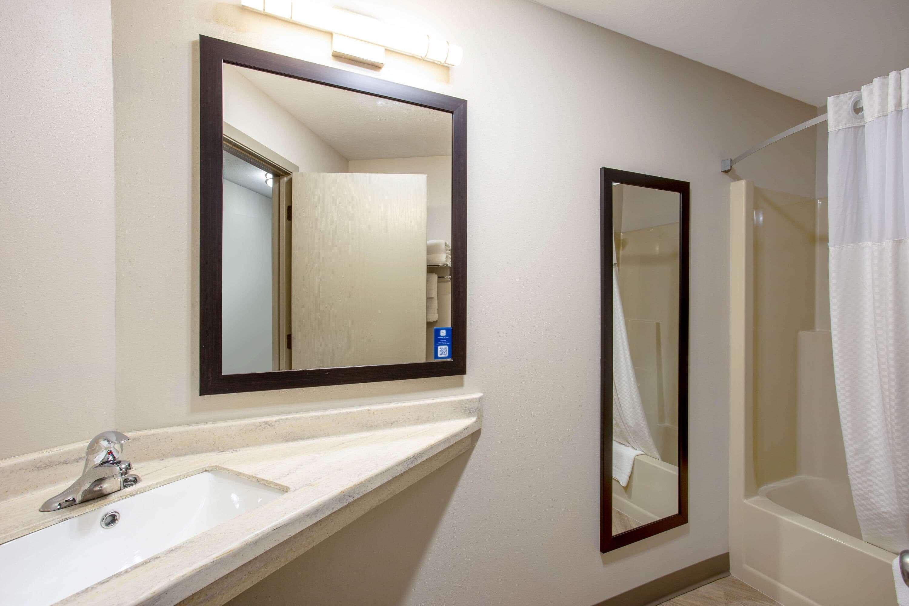 Days Inn By Wyndham Marquette Dış mekan fotoğraf